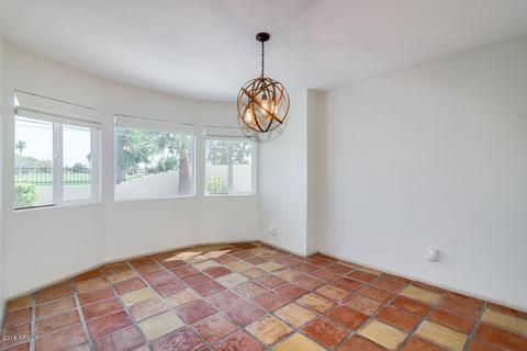 2025 E Cairo Dr, Tempe, AZ 85282 photo 8
