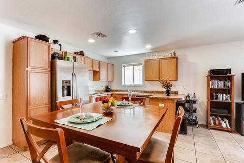 2916 Eberle Ln, Phoenix, AZ 85032 photo 2