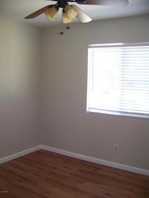 331 E Desert Ln, Gilbert, AZ 85234 photo 5