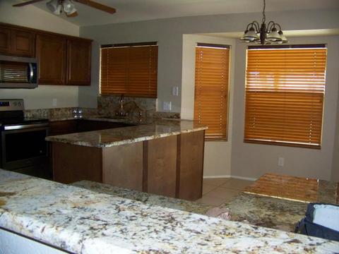 331 E Desert Ln, Gilbert, AZ 85234 photo 3