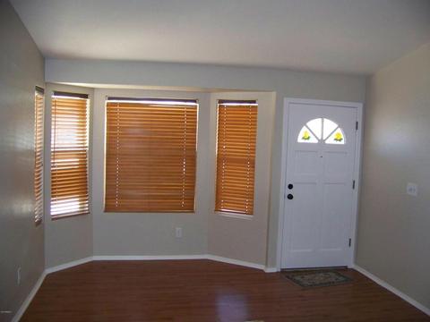 331 E Desert Ln, Gilbert, AZ 85234 photo 2