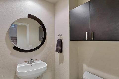 3979 E Crest Ln, Phoenix, AZ 85050 photo 28