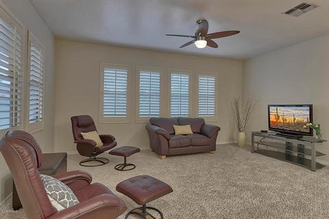 3979 E Crest Ln, Phoenix, AZ 85050 photo 5