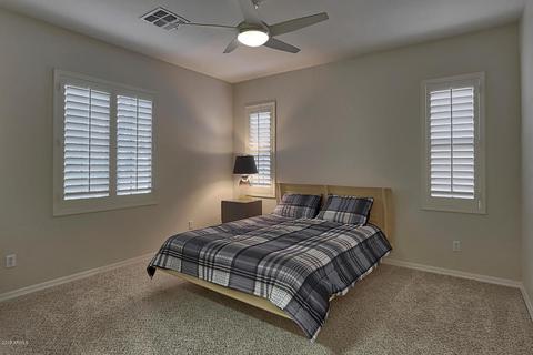 3979 E Crest Ln, Phoenix, AZ 85050 photo 24