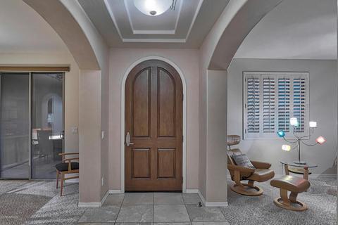 3979 E Crest Ln, Phoenix, AZ 85050 photo 14