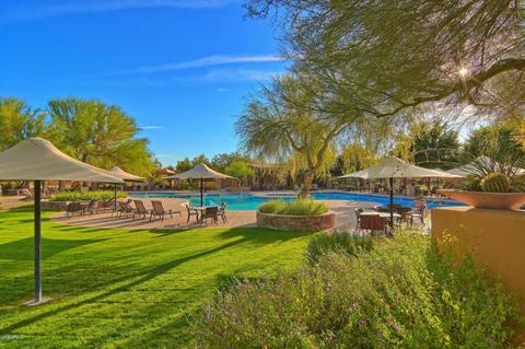 3979 E Crest Ln, Phoenix, AZ 85050 photo 37