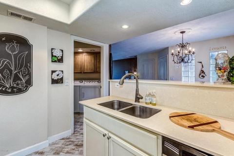 3235 E Camelback Rd #122, Phoenix, AZ 85018 photo 4