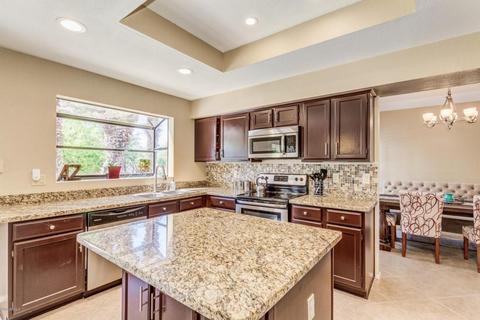 990 E Divot Dr, Tempe, AZ 85283 photo 2