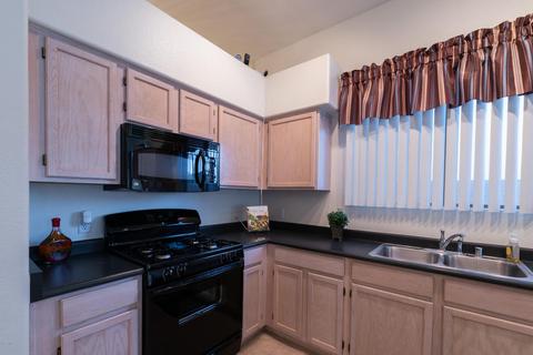 4704 E Prickly Pear Trl, Phoenix, AZ 85050 photo 8