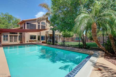 907 W Iris Dr, Gilbert, AZ 85233 photo 1
