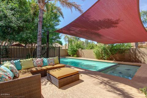 907 W Iris Dr, Gilbert, AZ 85233 photo 6