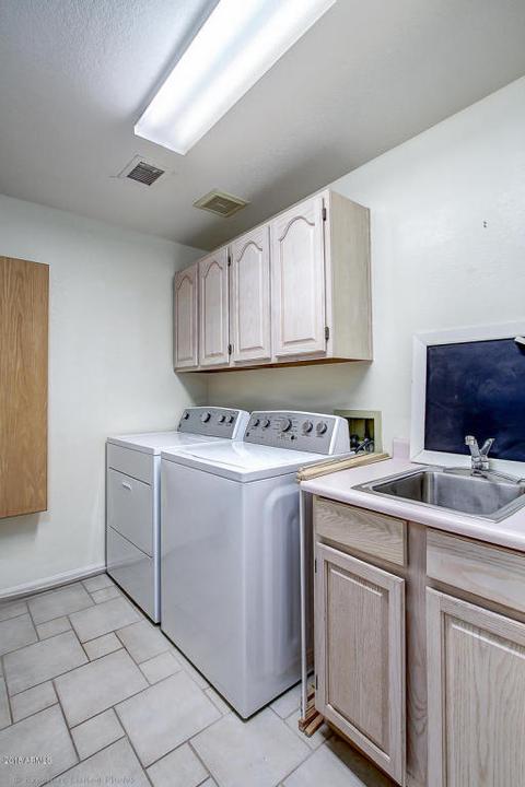 907 W Iris Dr, Gilbert, AZ 85233 photo 21