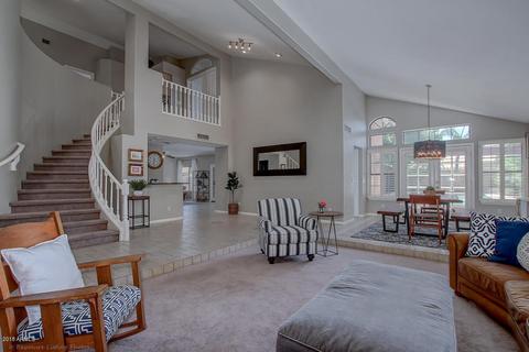 907 W Iris Dr, Gilbert, AZ 85233 photo 8