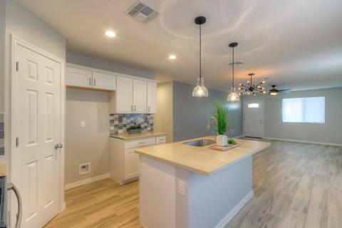 1713 E Illini St, Phoenix, AZ 85040 photo 2