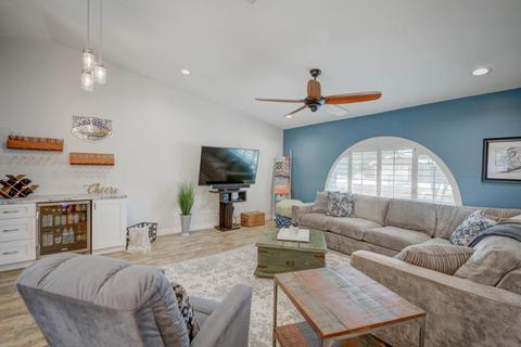 720 E Brentrup Dr, Tempe, AZ 85283 photo 5