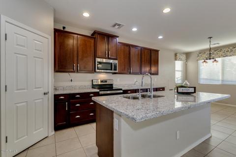 2208 E Gillcrest Rd, Gilbert, AZ 85298 photo 23