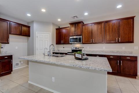 2208 E Gillcrest Rd, Gilbert, AZ 85298 photo 25