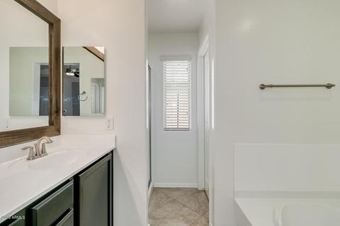 2206 E Hazeltine Way, Gilbert, AZ 85298 photo 11