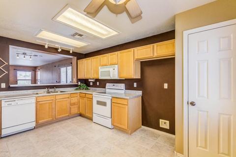 5628 Emerald Cir, Mesa, AZ 85206 photo 3