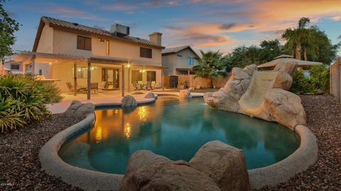 2033 E Patrick Ln, Phoenix, AZ 85024 photo 1