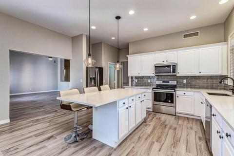 2701 E Silverwood Dr, Phoenix, AZ 85048 photo 4
