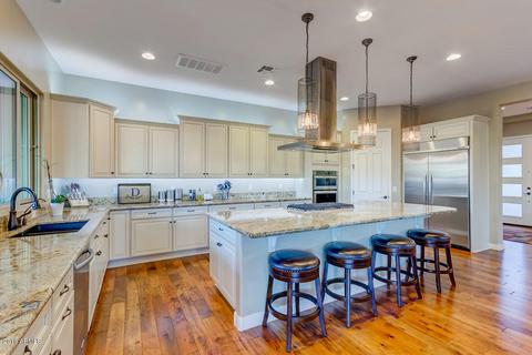 3553 E Penedes Dr, Gilbert, AZ 85298 photo 2