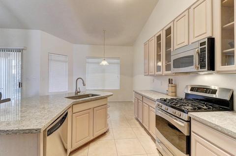 218 E Palomino Ct, Gilbert, AZ 85296 photo 7
