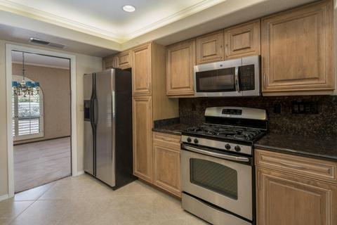 2425 E Turquoise Dr, Phoenix, AZ 85028 photo 13