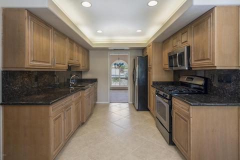 2425 E Turquoise Dr, Phoenix, AZ 85028 photo 14