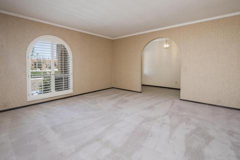 2425 E Turquoise Dr, Phoenix, AZ 85028 photo 6
