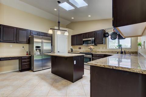 2465 E Pelican St, Gilbert, AZ 85234 photo 2