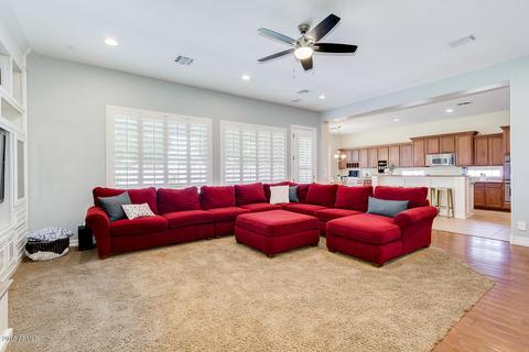 4038 S Marble St, Gilbert, AZ 85297 photo 9