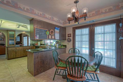 1940 E Cactus Wren Dr, Phoenix, AZ 85020 photo 9