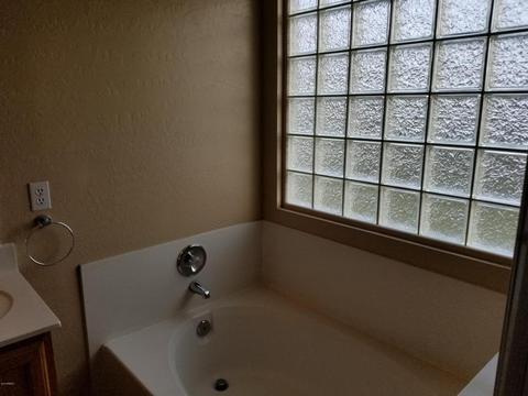 528 E Redondo Dr, Gilbert, AZ 85296 photo 9