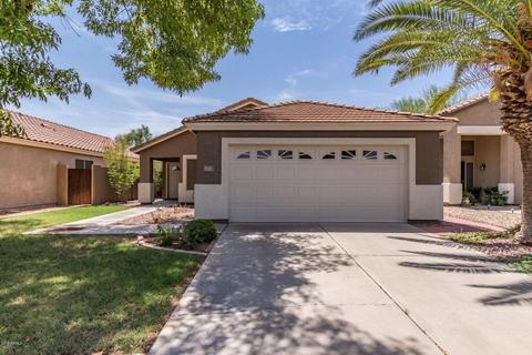905 E Windsor Dr, Gilbert, AZ 85296 photo 2