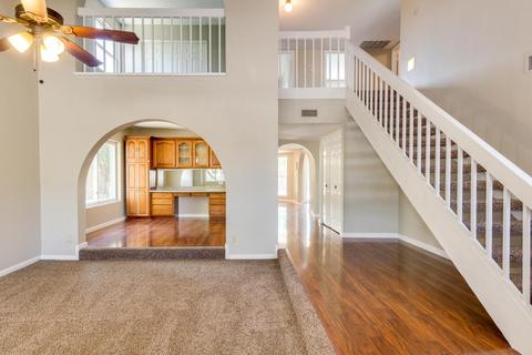 325 E Hackamore St, Mesa, AZ 85201 photo 4