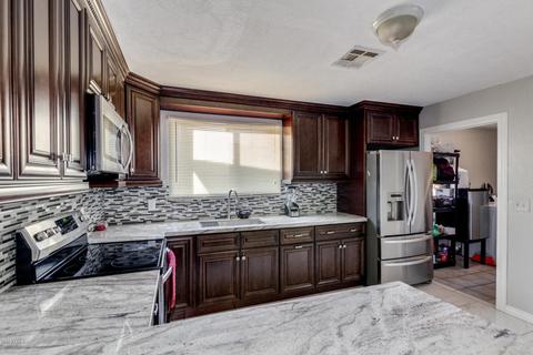 2914 N 50th Dr, Phoenix, AZ 85031 photo 12