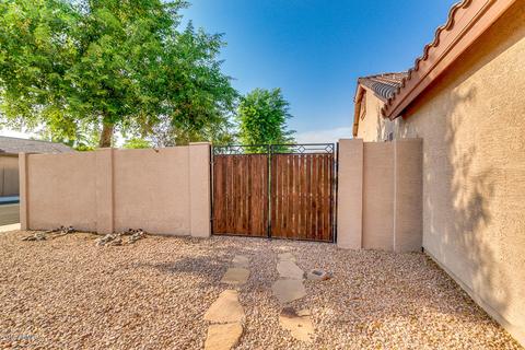812 E Beechnut Dr, Chandler, AZ 85249 photo 4