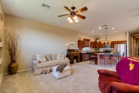 812 E Beechnut Dr, Chandler, AZ 85249 photo 8
