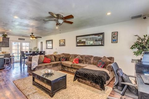 3748 W Echo Ln, Phoenix, AZ 85051 photo 3