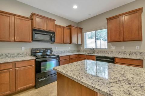 1498 Elgin St, Gilbert, AZ 85295 photo 5
