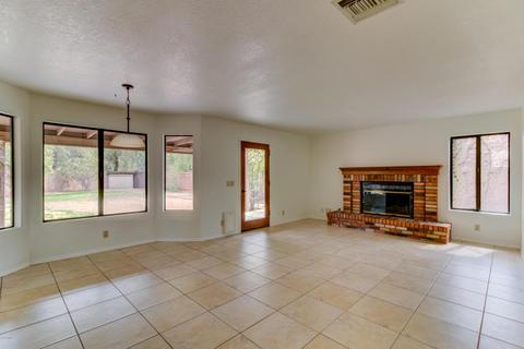 1326 E Bermuda Bay Ct, Gilbert, AZ 85234 photo 3