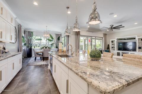 3939 E Peartree Ln, Gilbert, AZ 85298 photo 1
