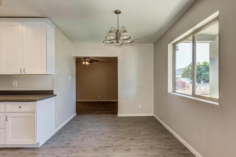 744 E Desert Dr S, Phoenix, AZ 85042 photo 6