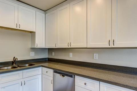 744 E Desert Dr S, Phoenix, AZ 85042 photo 9
