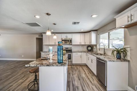 3715 E Delcoa Dr, Phoenix, AZ 85032 photo 6