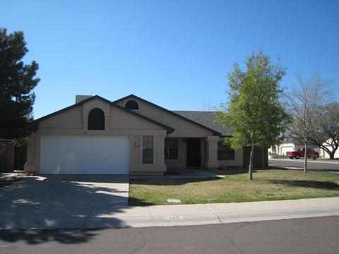 743 W Kyle Ct, Gilbert, AZ 85233 photo 1