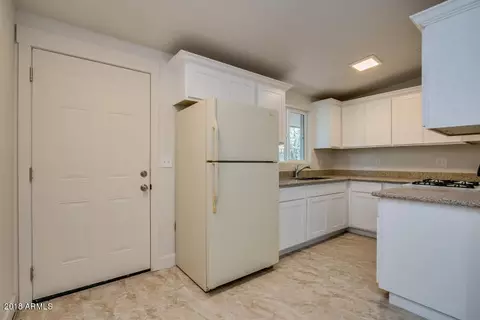 436 W 3rd Pl, Mesa, AZ 85201 photo 8
