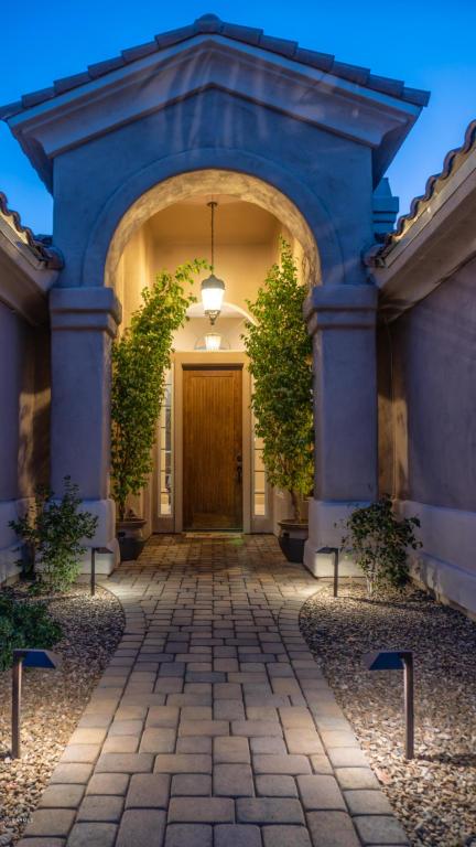 1344 E Desert Flower Ln, Phoenix, AZ 85048 photo 4