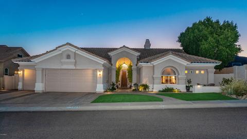 1344 E Desert Flower Ln, Phoenix, AZ 85048 photo 2